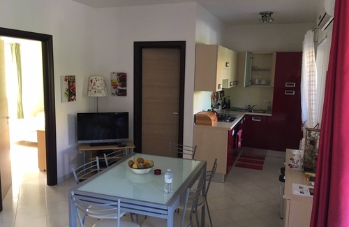 Vibo Valentia Apartment | Ground floor apartment close to beach exit and with swimming pool close by.