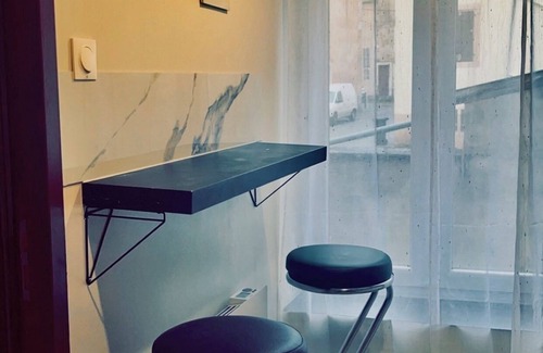 Deneuvre Apartment | Ground floor apartment in town center