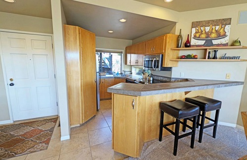 Century West Condo | Ground Floor Condo in Bend, OR 2 Bd, 2 Ba