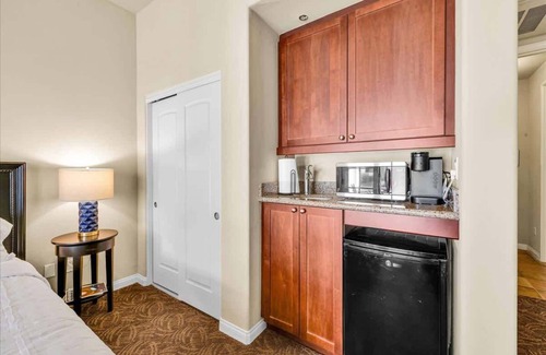 La Quinta Apartment | Ground Floor Studio Legacy Villa #B