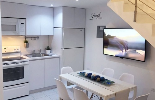 Ponce Centro Apartment | Ground Penthouse, Gladiolas II/Loft + Room/Queen Bed/Free WIFI/AC - 2104