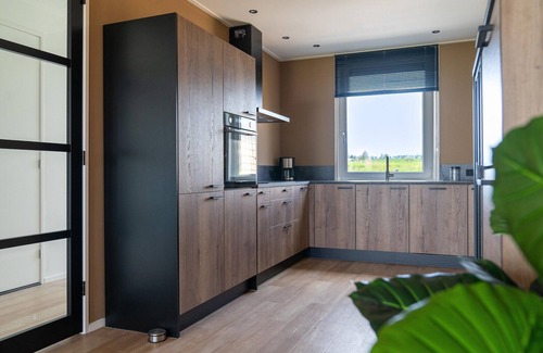 Leons House | Group Getaway in Friesland
