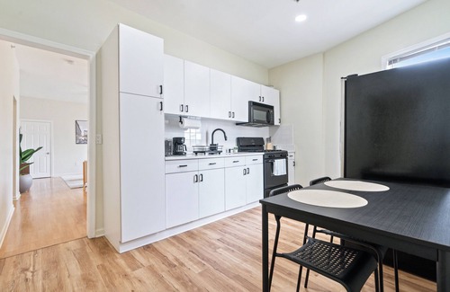 North Bergen Apartment | Group Retreat 15Min > NYC, MetLife, Mall + Free Parking