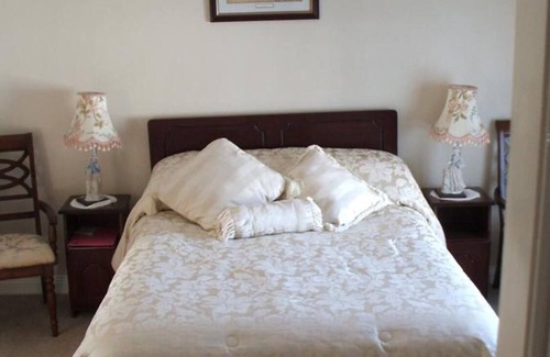 Inistioge Bed & Breakfast | Grove Farm House B&B