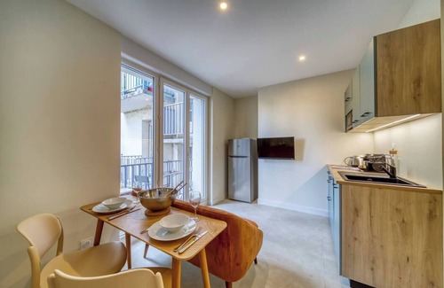 Quartier Exposition-Bajatiere Apartment | #GS | Le Beau Berthelot🌷
