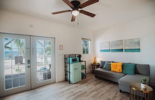 Great Guana Cay Hotel | Guana Beach Inn