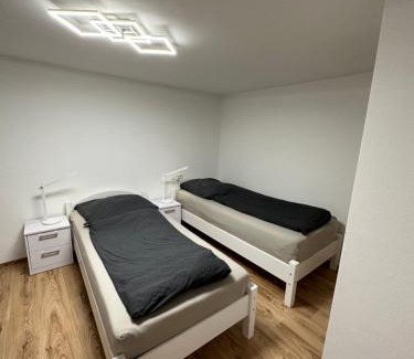 Aalen Apartment | Guest Appartements mit 2 getrennten Schlafzimmern für 4 Personen 24h check in