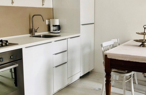 Mondovi Apartment | GUEST at No. 5 - home
