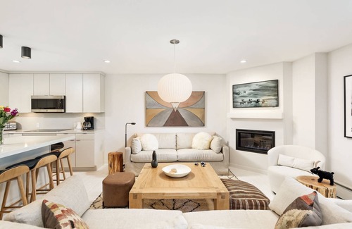 Snowmass Village Condo | Guest Favorites at 10% Off! Stay 3 nights through Nov