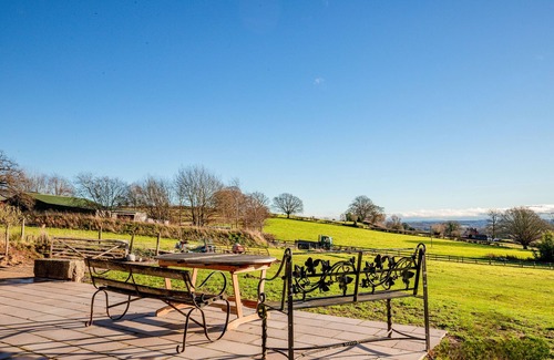 Bromyard House | Guest Homes | Upperley Barn