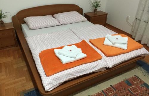 Cvetkovic House | Guest House Šeperić
