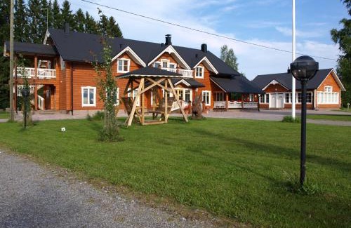 Iisalmi House | Guest House Haapaniemen Hirsikartano