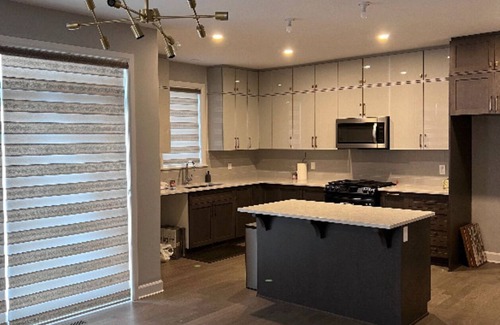 Russell House | Guest house in Russel Ontario, 25 mints away from Ottawa downtown .