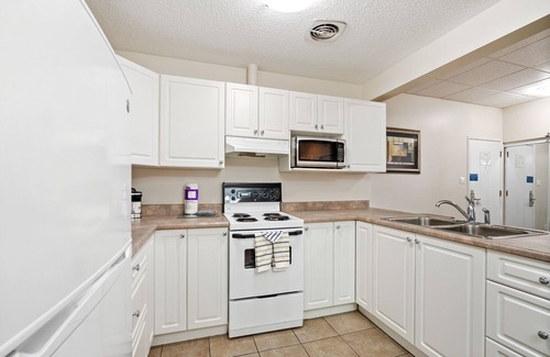 Edson Hotel | Guest House Inn & Suites