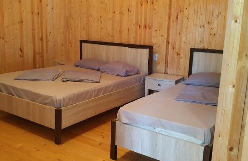 Sokhumi House | Guest House na Ezugbaya
