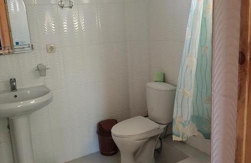 Sokhumi House | Guest House na Ezugbaya