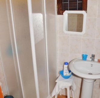 Monte Cafe House | GUEST HOUSE QUINTA NATURAL Bangalots