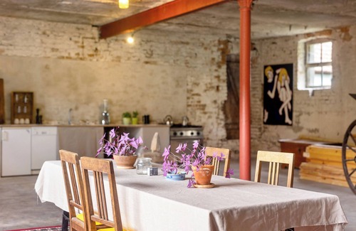 Schlamau Apartment | Guest House 'Schlamau19' nApartment with 2 Guest Rooms, Shared Kitchen, Shared Terrace and Garden