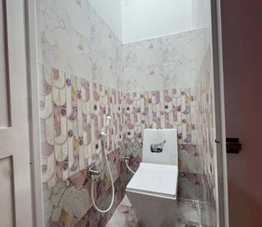 Hyderabad House | Guest House Single room