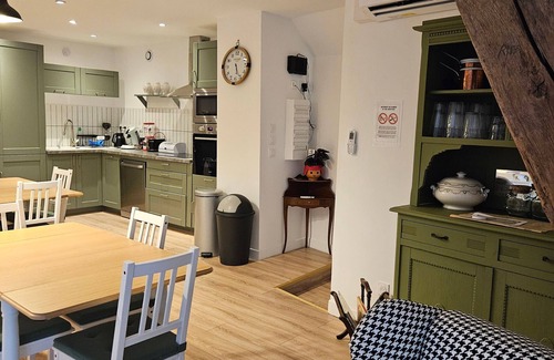Messas Bed & Breakfast | Guest rooms with pool, kitchen and garden in Messas