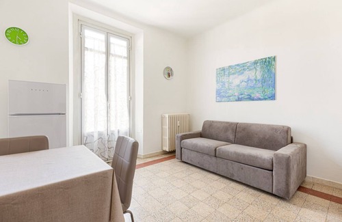 Segnano Apartment | GuestHost - Ca' Granda M5 Bright Apartment