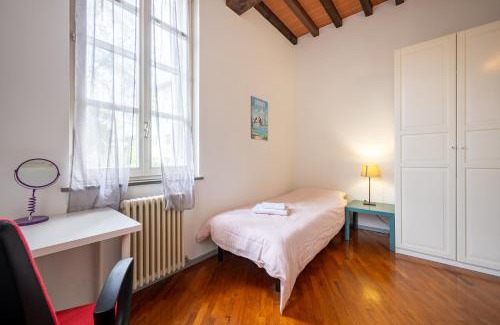 Oltretorrente Apartment | GuestHost - Central Shiny Apartment x3!