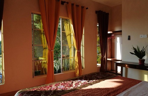 Kampung Beluru House | Guesthouse Beluru