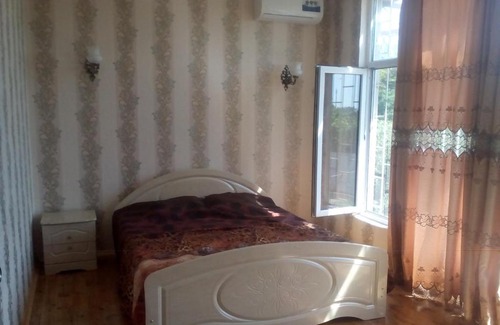 Sokhumi House | Guesthouse on Bratiev Ezugbaya 26