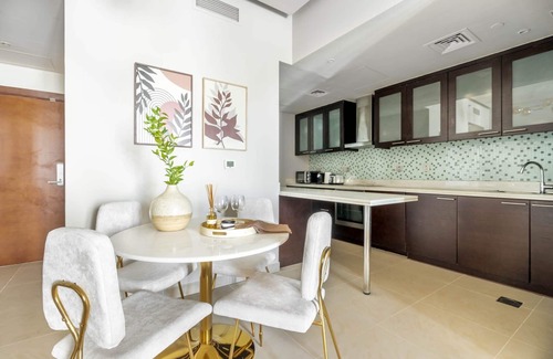 Business Bay Apartment | GuestReady - Elegant Home in Business Bay