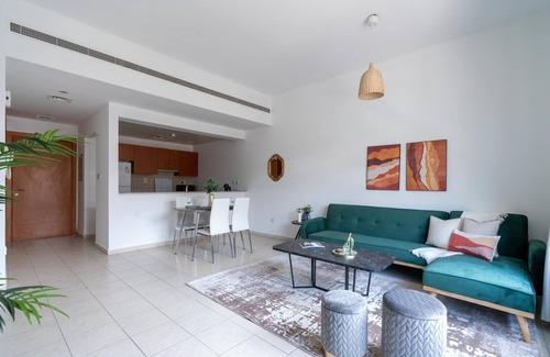 The Greens Apartment | GuestReady Holiday Homes - The Green Scape