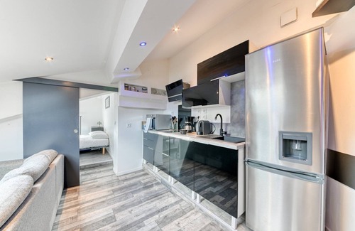 Cusset Apartment | GuestReady - Smart Loft Villeurbanne