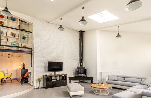 Vincennes House | GuestReady - Terraced Family Home