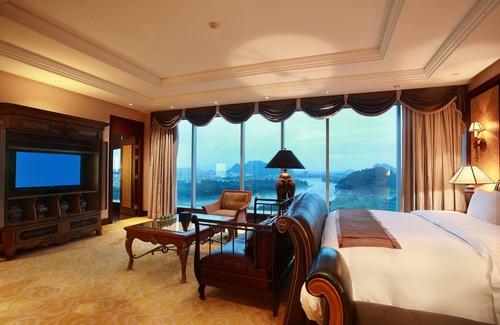 Xiufeng Hotel | Guilin Lijiang Waterfall Hotel