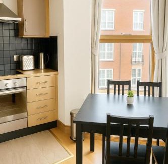 Portobello Apartment | Guinness and Grafton city stay