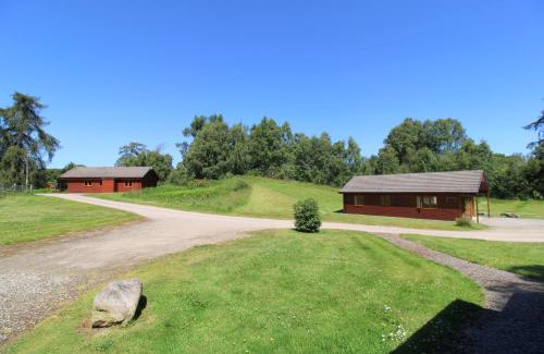 Glen Urquhart Ski Chalet | Guisachan Lodge at Lochletter Lodges