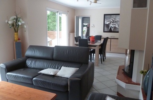 Plougoumelen House | Gulf of Morbihan, beautiful bright house with swimming pool. Countryside, river, ocean