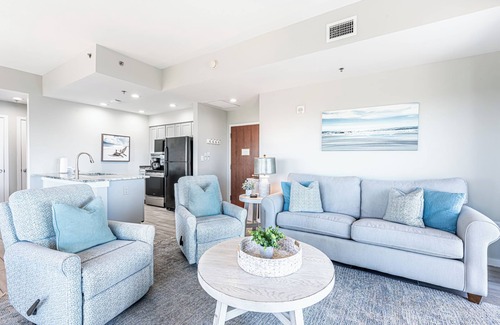 Sandestin Condo | Gulf Views ~ Balcony ~ Resort Pool ~ Full Kitchen