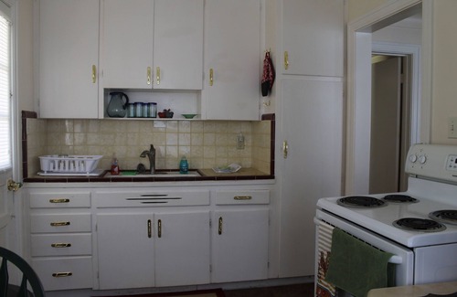 Bayview House | Gulfport's Marina District! Quiet, Clean, Comfortable, and Walkable to Downtown!