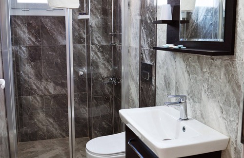 Gumuldur Hotel | Gumuldur Mavi Deniz Otel