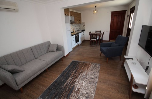 Koyunbaba Apartment | Gumusluk Tramonto Evleri