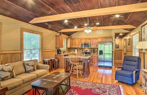 Guntersville Cabin | Guntersville Lake Cabin w/3 Fishing Ponds!