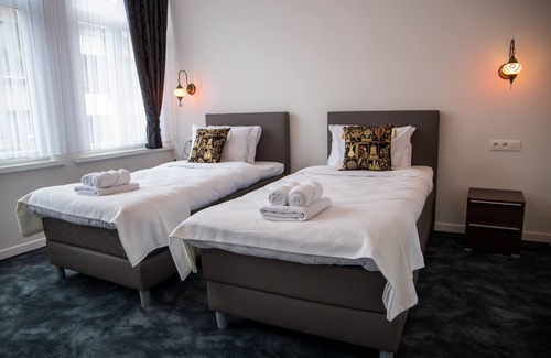 Lier Hotel | Guzy hotel