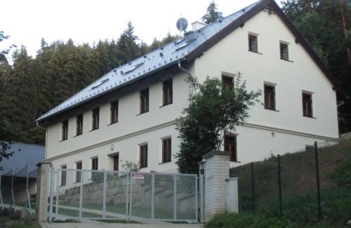 Duba Apartment | Hájovna Bukovec