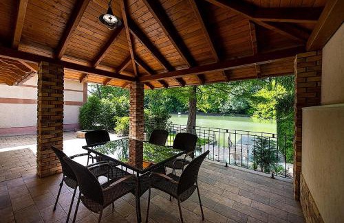 Szarvas House | Hársfa Nyaraló Szarvas