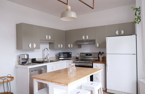 Viauville Apartment | Hâvre de paix, au coeur d'HoMa (location moyen, long terme uniquement)
