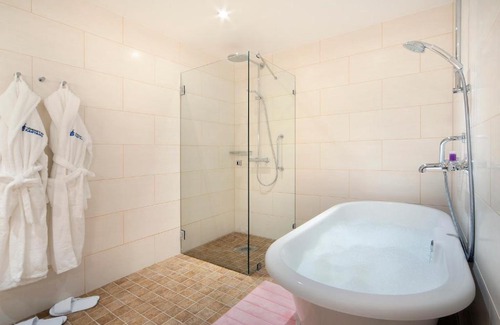 Hameenkyla Hotel | Hämeenkylän Kartano