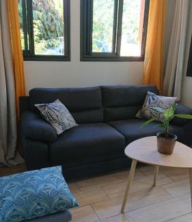 Entre-Deux Apartment | Hébergement-Joli T3-70m2-Terrasse-Jardin