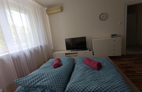 Szeged Apartment | Hídfő apartman