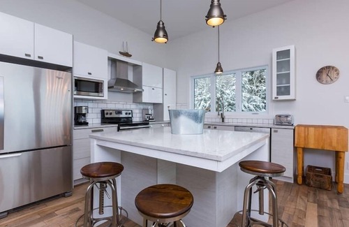 Saint Irenee House | Hôtel à la maison - Le Phare d'Irène spa et fleuve