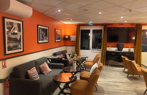 Morangis Hotel | Hôtel Acadie Morangis